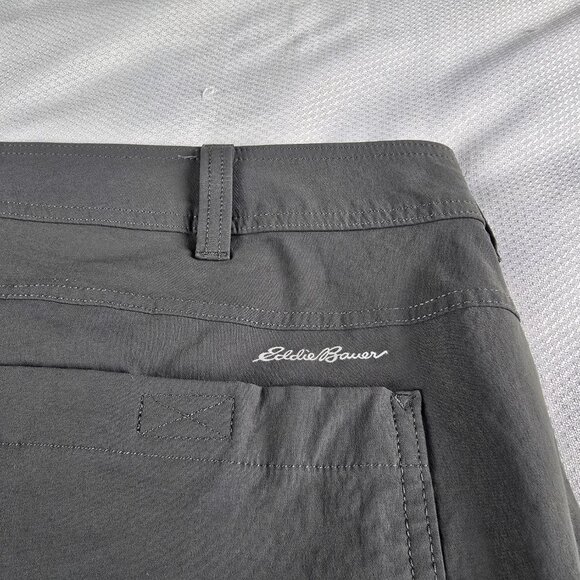 Eddie Bauer Shorts Mens 38 Gray First Ascent Cargo Hiking Nylon Stretch 12" Ins - Picture 5 of 8